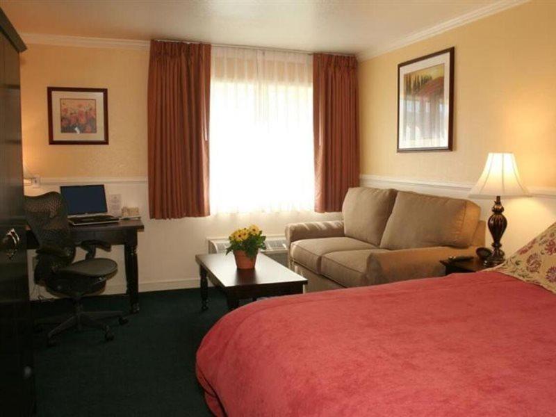 Lake Natoma Inn Folsom Buitenkant foto