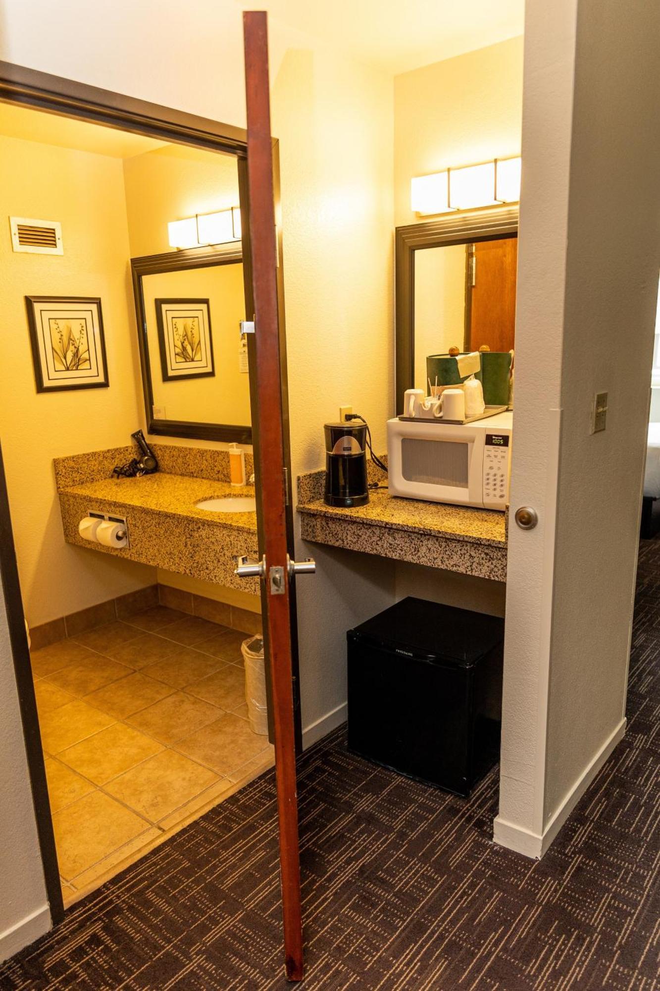 Lake Natoma Inn Folsom Buitenkant foto