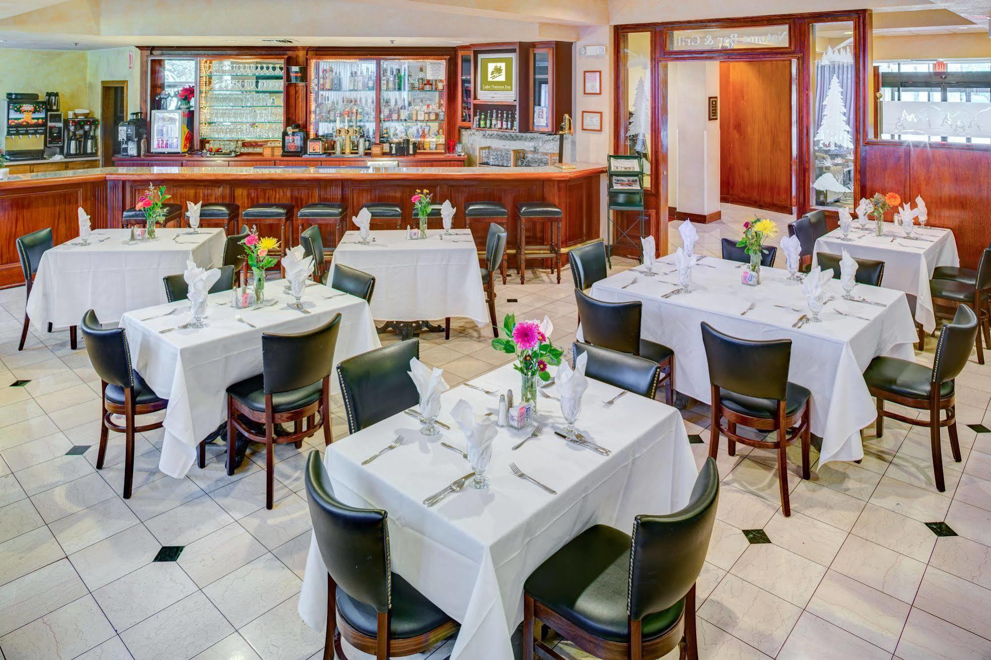 Lake Natoma Inn Folsom Buitenkant foto